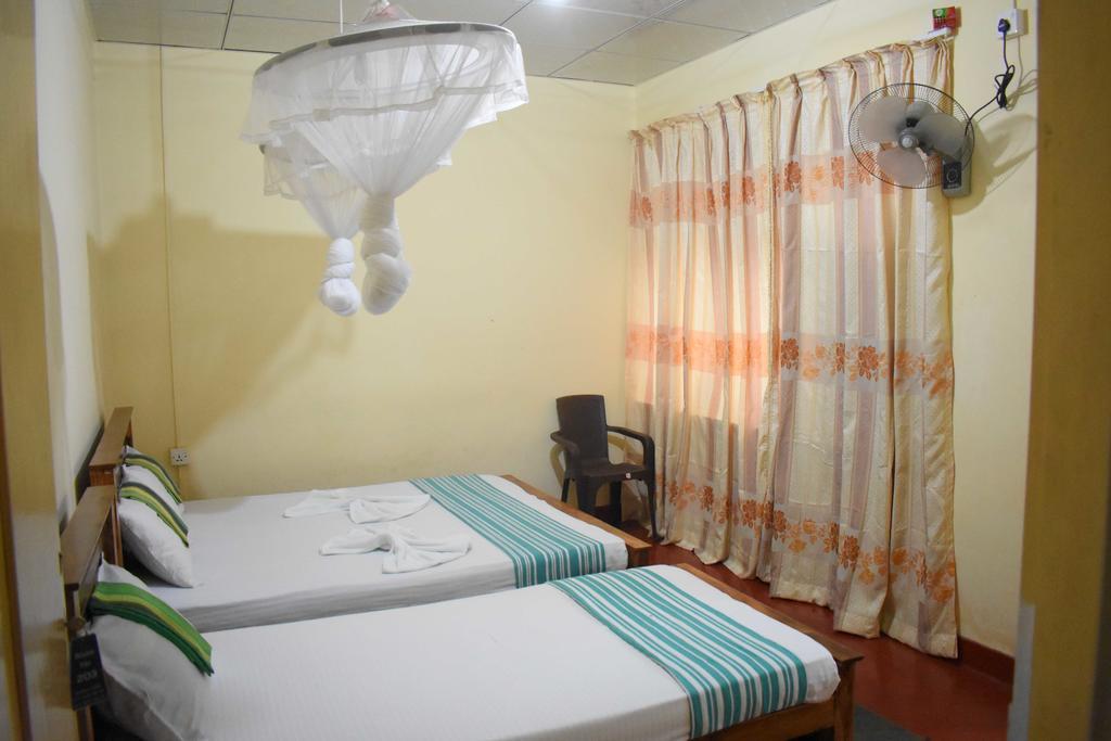 Ranliya Lodge Anuradhapura Buitenkant foto