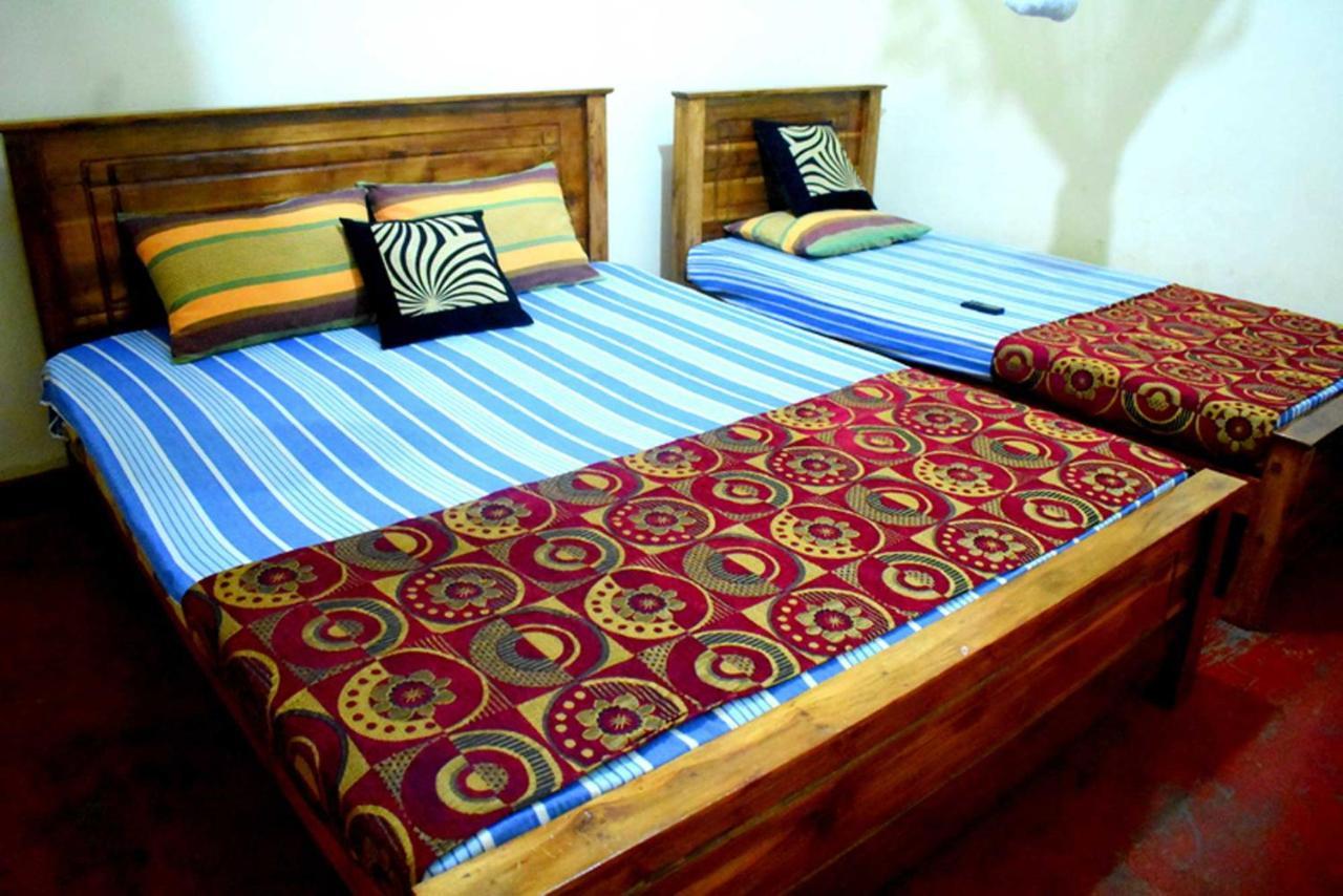 Ranliya Lodge Anuradhapura Buitenkant foto