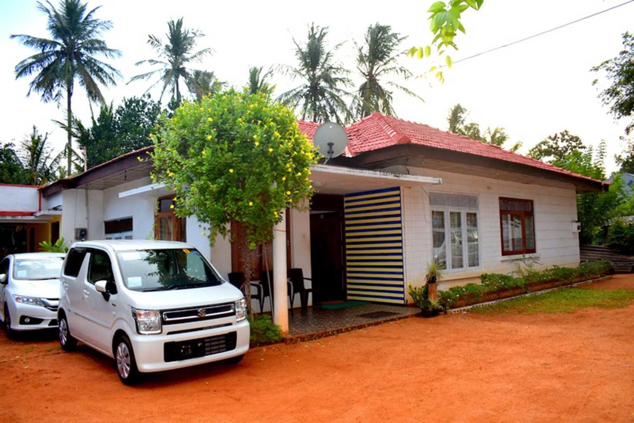 Ranliya Lodge Anuradhapura Buitenkant foto